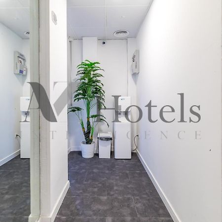 Ayz Ulises - Auto Check-In Property Madri Exterior foto