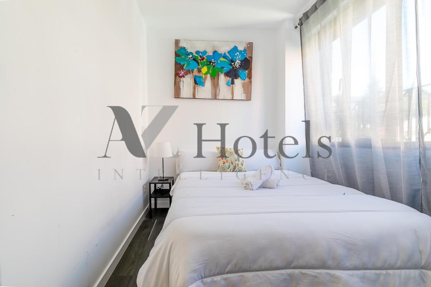 Ayz Ulises - Auto Check-In Property Madri Exterior foto